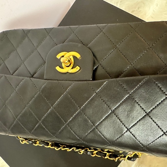 💎✨Authentic 💎✨Chanel Double flap Classic - Picture 8 of 15